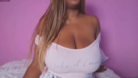   online show from 11.05.25