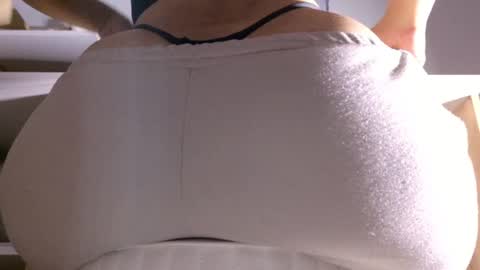 Snapshot of dulcepurnimaqos chatting on 05.20.26 Dulce Purnima online show from 05.20.26