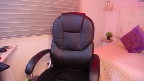 Dulce Rose online show from 02.24.25