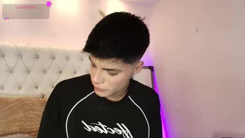 Dulcey online show from 11.05.25