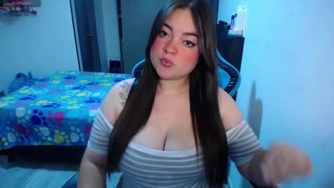 Snapshot of dumont_model chatting on 02.02.26 Nicole online show from 02.02.26