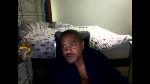 Snapshot of dunkeykongbbc chatting on 01.26.25 dunkeykongbbc online show from 01.26.25