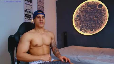 Snapshot of duran_dhikol1 chatting on 02.19.26 duran_dhikol1 online show from 02.19.26