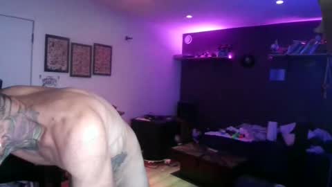 Snapshot of durfmanx chatting on 10.08.25 durfmanX online show from 10.08.25