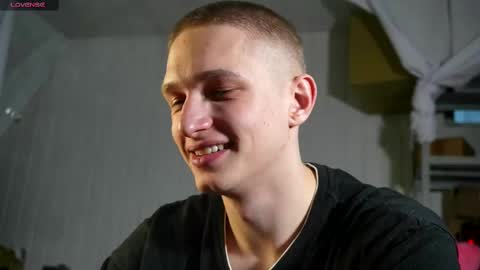 Dustyn online show from 02.17.25