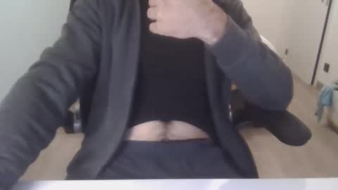 Snapshot of dutch26183 chatting on 09.28.25 Dutch2618 online show from 09.28.25