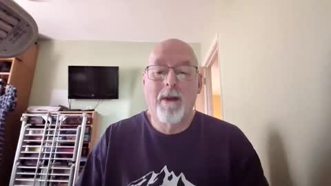 Snapshot of dutchunclejohn chatting on 04.22.26 DutchUncleJohn online show from 04.22.26