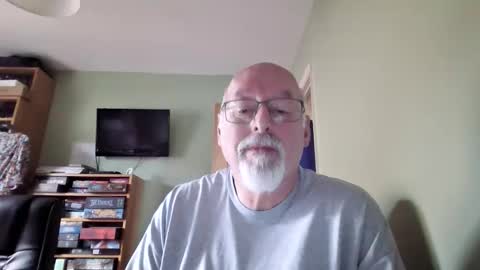 Snapshot of dutchunclejohn chatting on 05.19.26 DutchUncleJohn online show from 05.19.26