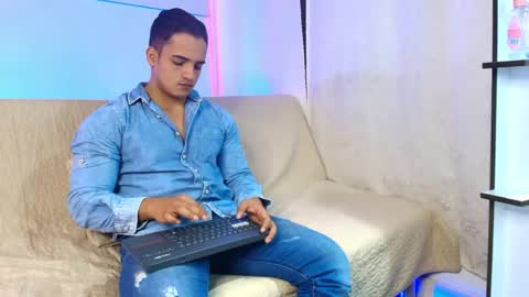 Snapshot of dwayne_esteven10 chatting on 06.07.26 dwayne_esteven10 online show from 06.07.26