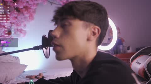 Snapshot of dwayne_xx chatting on 12.27.24 Dwayne xx online show from 12.27.24