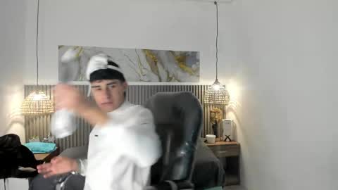 Snapshot of dyla_n18_ chatting on 05.03.26 dyla_n18_ online show from 05.03.26