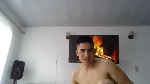 Snapshot of dylan_gray_ chatting on 02.17.25 dylan online show from 02.17.25