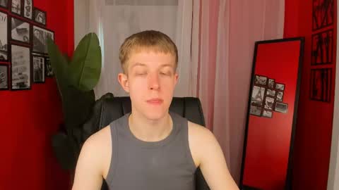 Snapshot of dylan_norton chatting on 06.03.26 Dylan online show from 06.03.26