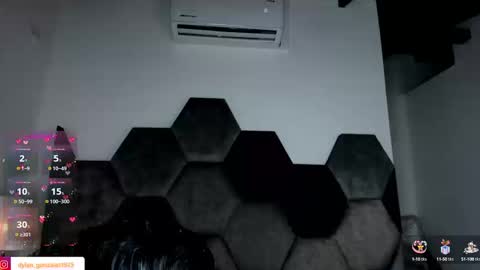 dylan_turner_ online show from 09.20.25