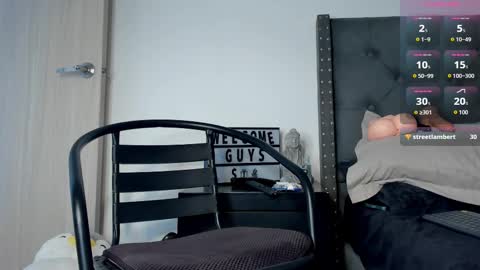 Snapshot of dylan_wolf98 chatting on 02.01.25 dylan_wolf98 online show from 02.01.25