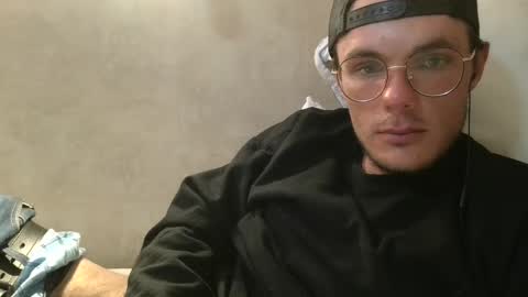 Snapshot of dylp400 chatting on 02.15.25 dylp400 online show from 02.15.25