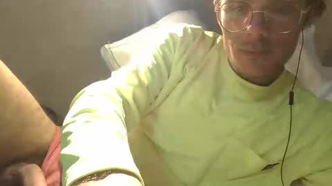 Snapshot of dylp400 chatting on 03.07.25 dylp400 online show from 03.07.25