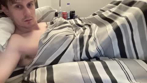 Snapshot of dynamicsausage chatting on 12.25.24 dynamicsausage online show from 12.25.24