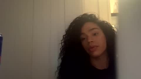 Snapshot of dynasty313 chatting on 01.19.25 Dynasty online show from 01.19.25