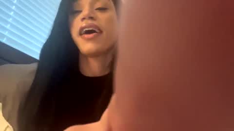 Snapshot of dynasty313 chatting on 01.31.25 Dynasty online show from 01.31.25