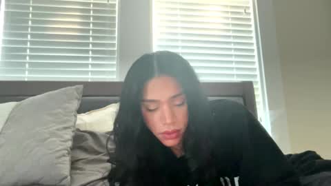 Snapshot of dynasty313 chatting on 10.09.25 Dynasty online show from 10.09.25