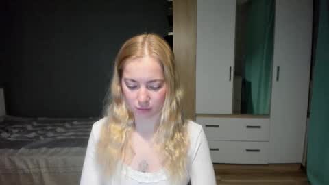 fansly - yourbestbaby online show from 12.22.25