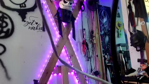 Kryztal Klear Jaxx online show from 12.27.24