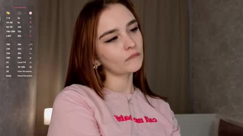 Snapshot of eartharaybourn chatting on 03.07.26 Jess online show from 03.07.26