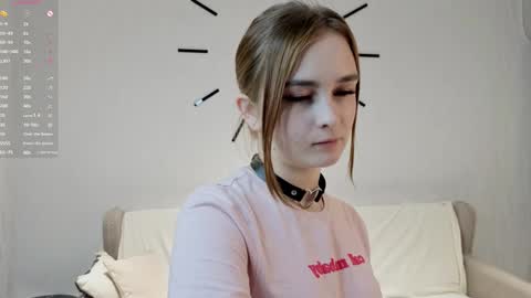 Snapshot of eartharaybourn chatting on 04.09.26 Jess online show from 04.09.26