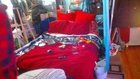 eastbayboy57 online show from 12.15.25