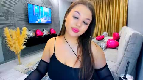 Snapshot of easternbeautyy chatting on 02.22.25 easternbeautyy online show from 02.22.25