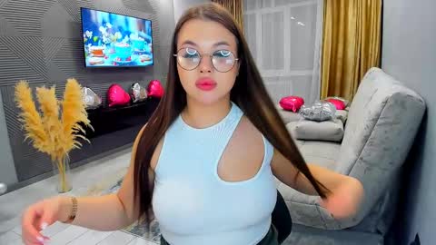 Snapshot of easternbeautyy chatting on 03.02.25 easternbeautyy online show from 03.02.25