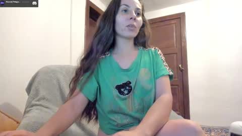 Snapshot of easyacee chatting on 10.25.25 easyacee online show from 10.25.25