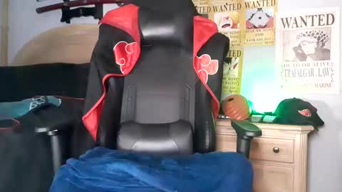 TWITTER   INSTAGRAM    easybreezy20   ONLINE 1230 AM TO 7AM online show from 02.15.25