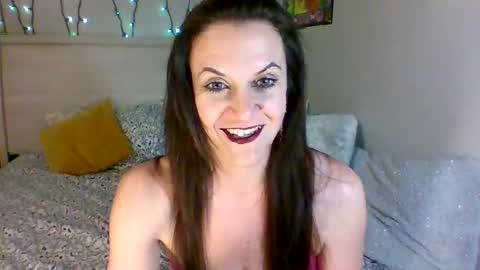Snapshot of easybriezy chatting on 04.11.26 Briezy online show from 04.11.26