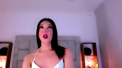 Snapshot of eban_dustan chatting on 04.26.26 Eban online show from 04.26.26