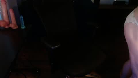 Snapshot of ebfreely chatting on 05.03.26 Eric online show from 05.03.26