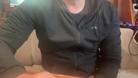 Snapshot of ebnk15 chatting on 10.05.25 ebnk15 online show from 10.05.25