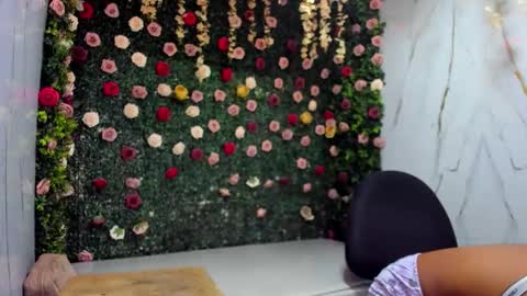 Snapshot of ebonny_queenx chatting on 04.14.26 Ebony online show from 04.14.26