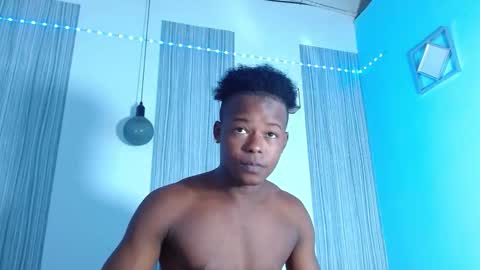 Chris Palaz  online show from 11.30.25