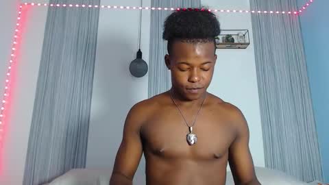 Chris Palaz  online show from 12.04.25