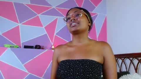 Snapshot of ebony_alika chatting on 02.26.25 Alika Ashanti online show from 02.26.25