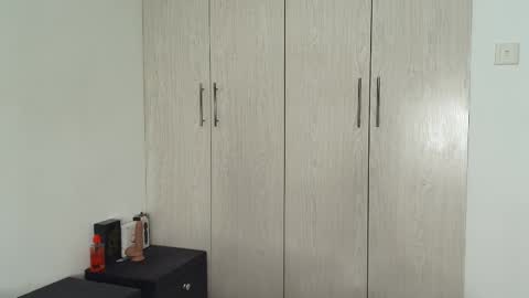 Angelina online show from 12.17.25