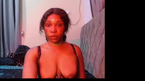 Snapshot of ebony_crazypussy chatting on 03.09.25 ebony_crazypussy online show from 03.09.25