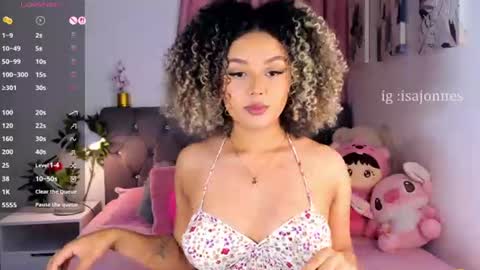 Snapshot of ebony_curly2 chatting on 07.26.26 isa online show from 07.26.26