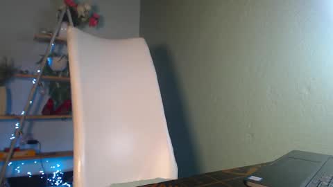 ebony ezel online show from 02.04.25