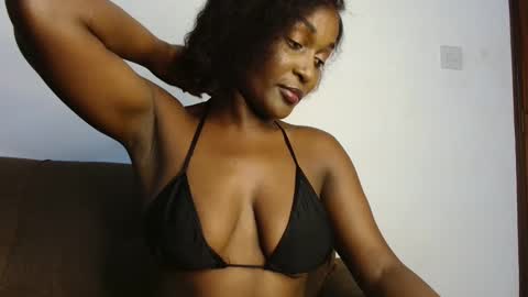 ebony online show from 10.22.25