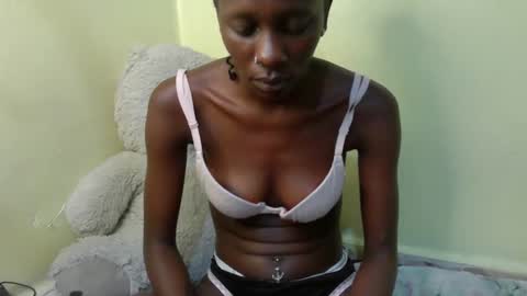 Snapshot of ebony_lisaaa chatting on 02.23.26 ebony_lisaaa online show from 02.23.26