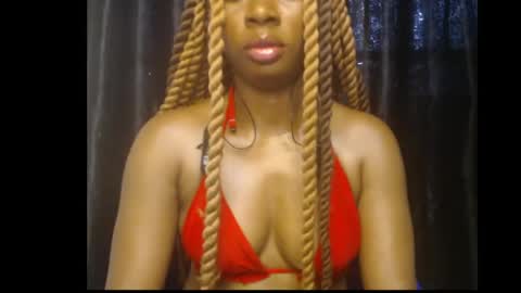 Snapshot of ebony_queenx chatting on 05.07.26 Queen online show from 05.07.26