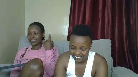 Snapshot of ebony_rubie chatting on 05.27.26 ebony_rubie online show from 05.27.26